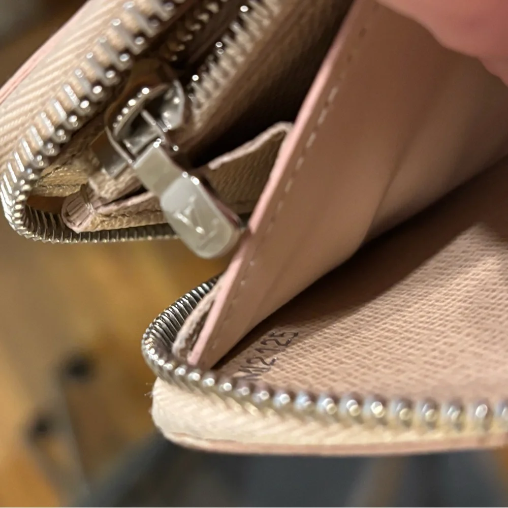Louis Vuitton Women’s Epi Clemence Zip Around Vintage Wallet in Beige